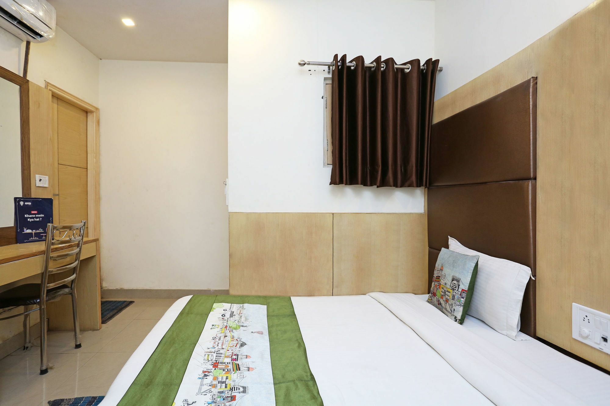 Oyo 9233 Hotel Cottage Lord Krishna Nueva Delhi Exterior foto