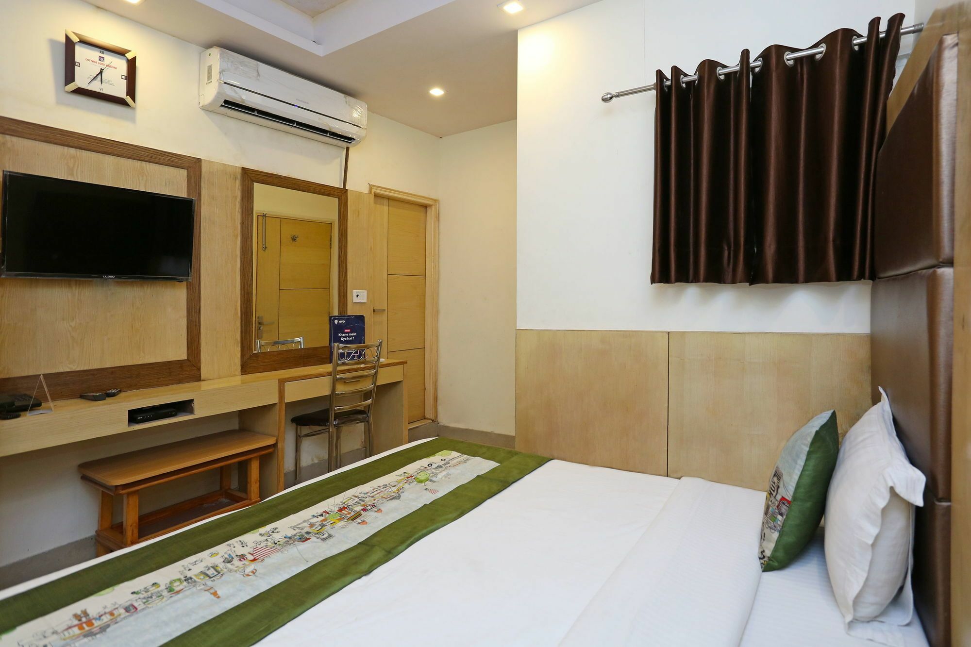 Oyo 9233 Hotel Cottage Lord Krishna Nueva Delhi Exterior foto
