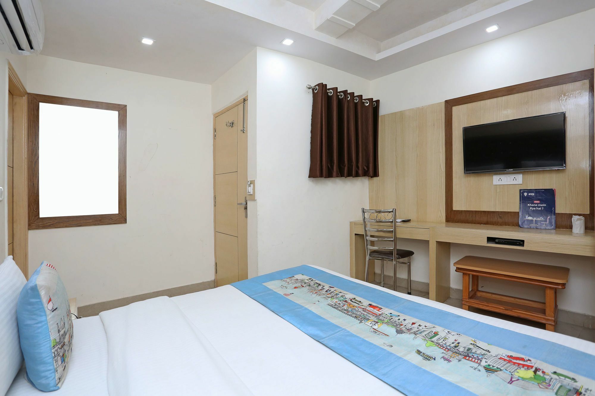 Oyo 9233 Hotel Cottage Lord Krishna Nueva Delhi Exterior foto