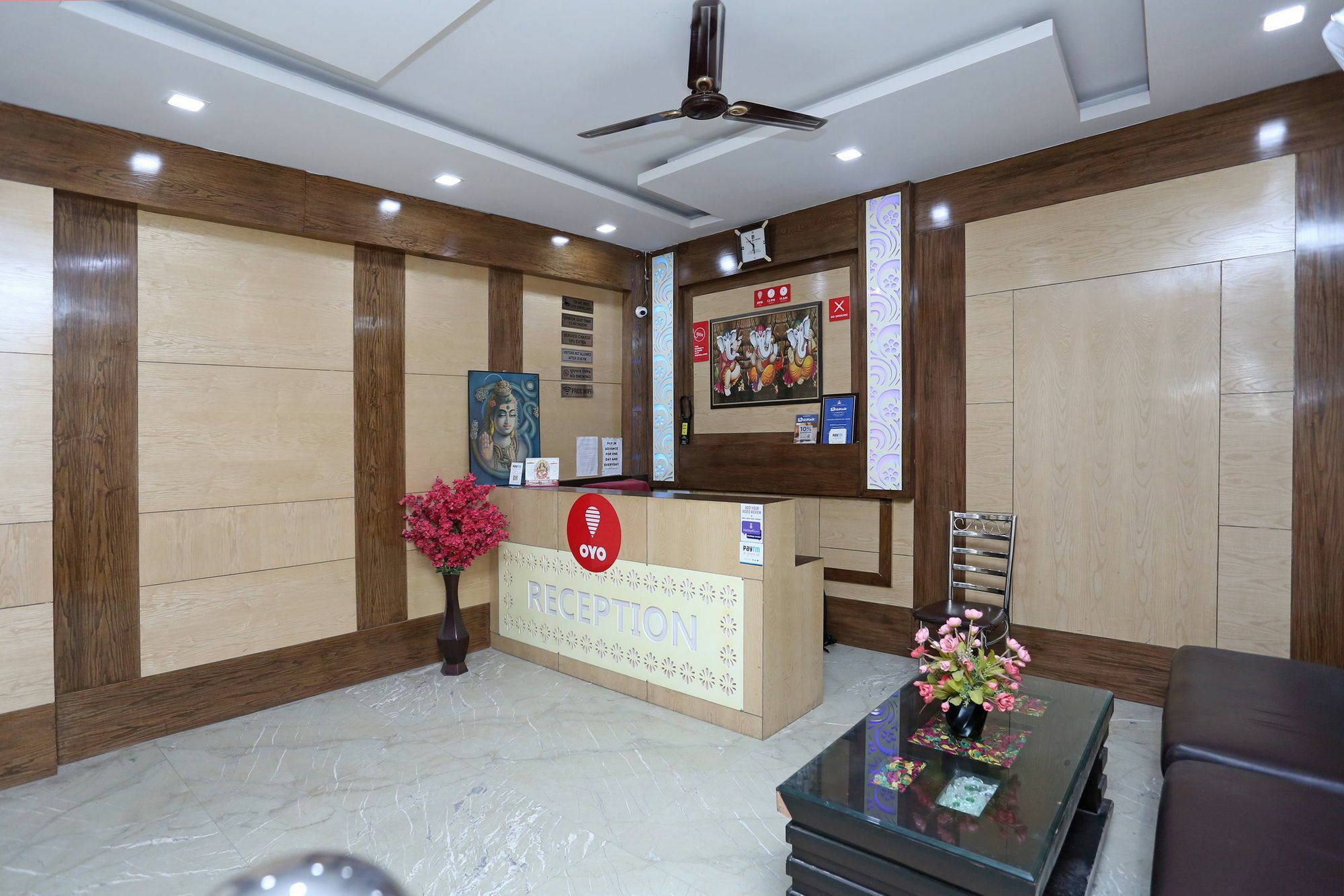 Oyo 9233 Hotel Cottage Lord Krishna Nueva Delhi Exterior foto